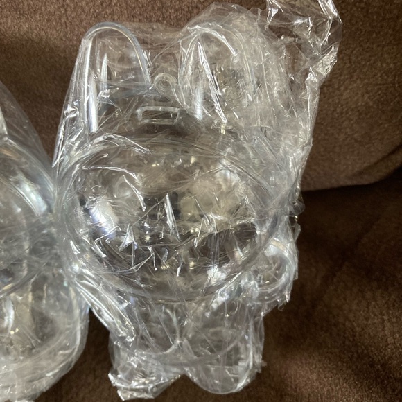 NWTS Clear Display Case Doll 2 - Picture 2 of 8